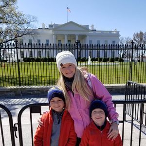 Meet your Posher, Casey